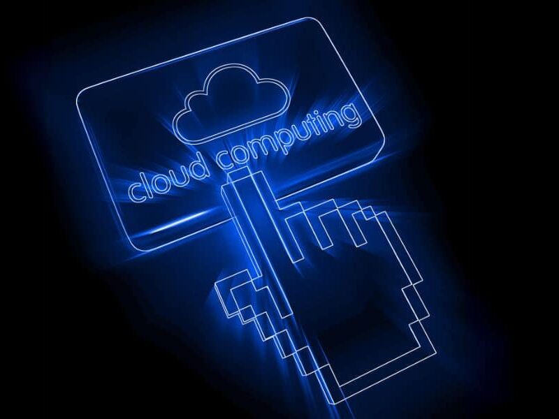 who benefits from cloud computing