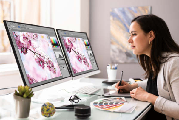 woman-designing-with-a-photoshop-tool