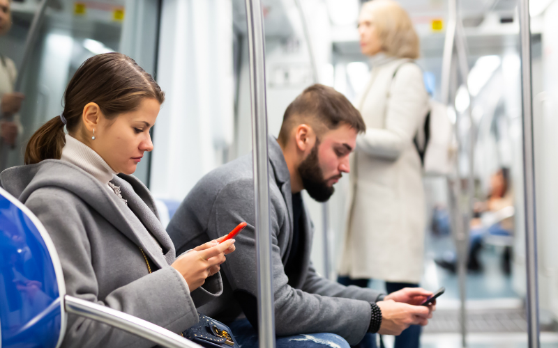 stay safe while using public wifi